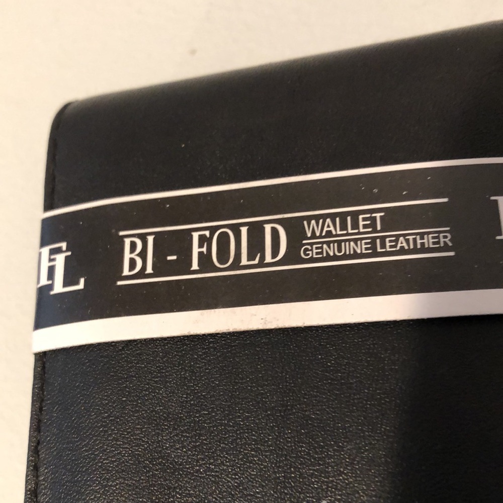 - Men’s Wallet - Picture 8 of 9